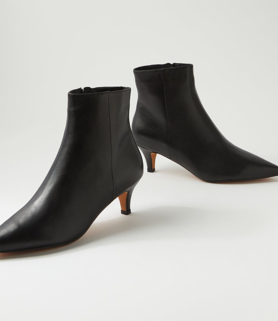 Conoir Black Leather Ankle Boots