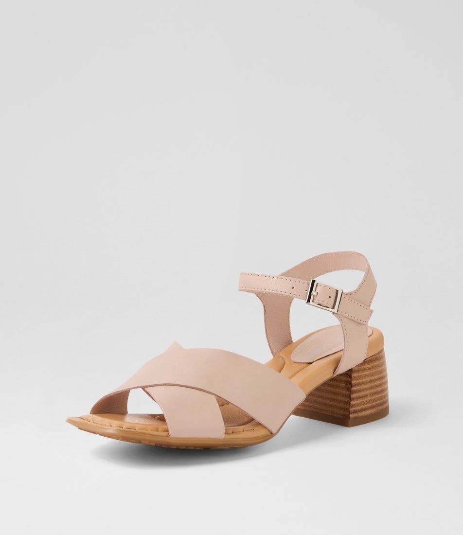 Finkley Nude Leather Sandals Finkley Nude Leather Sandals