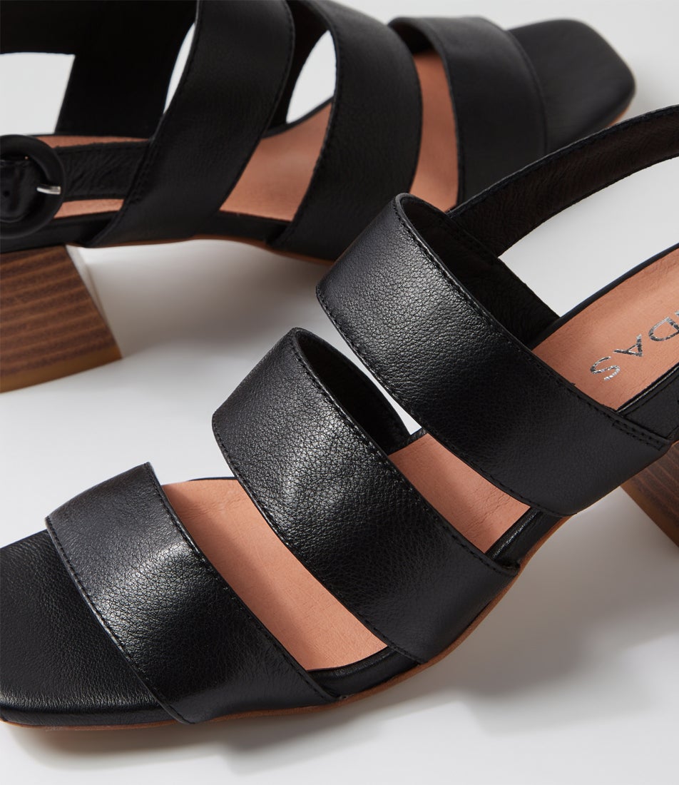 Fantum Black Natural Leather Sandals