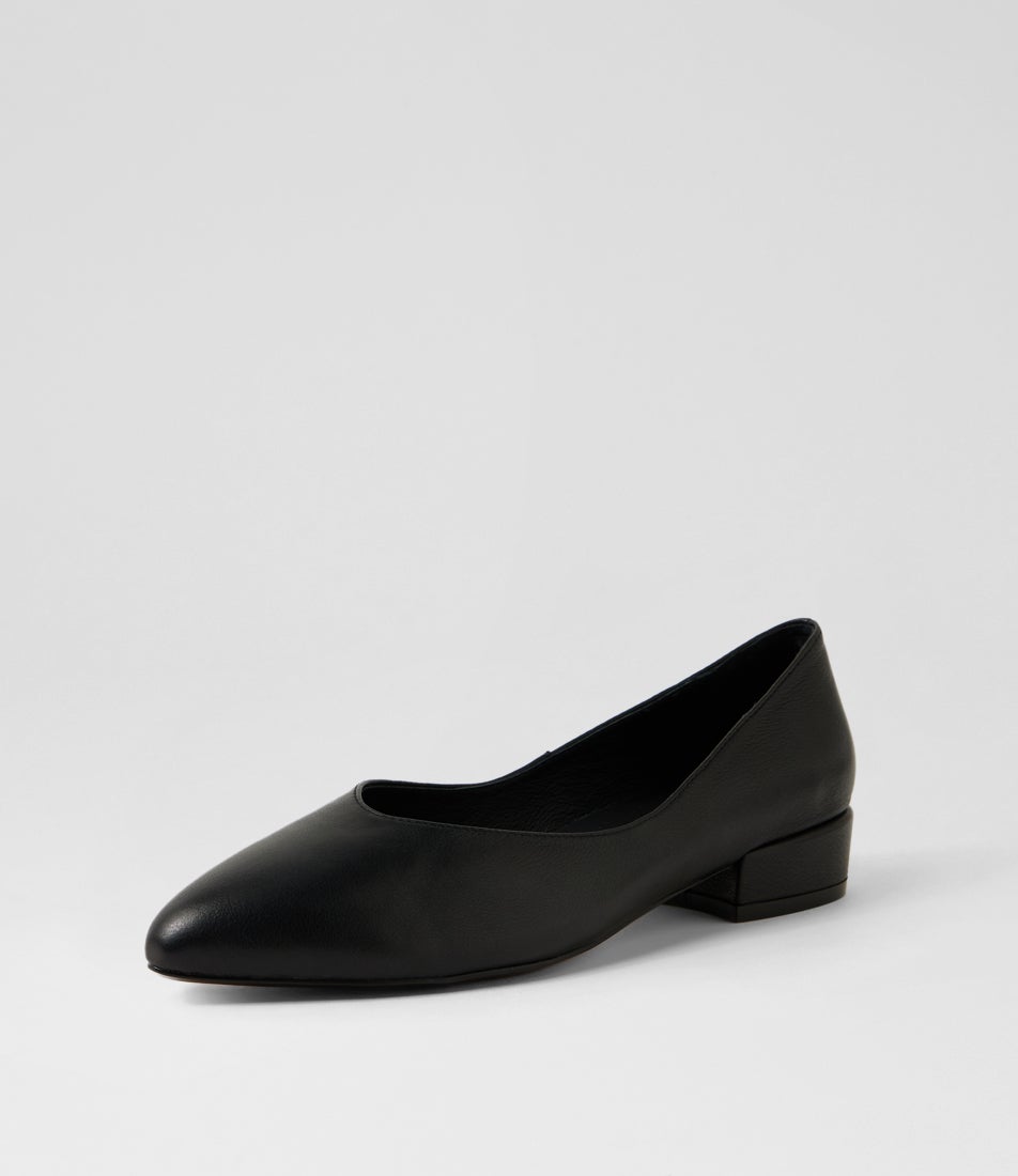 Eunika Black Leather Flat Shoes