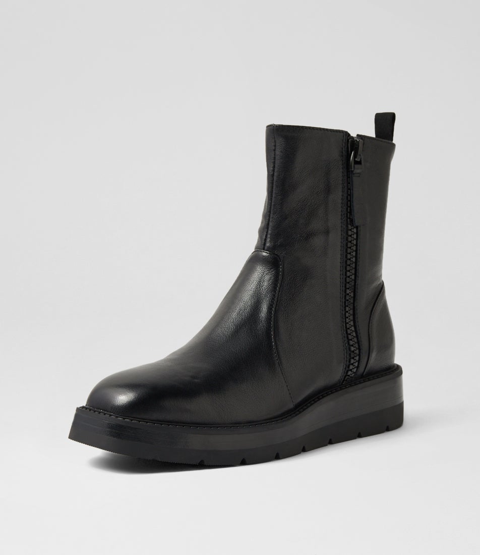 Thans Black Leather Ankle Boots