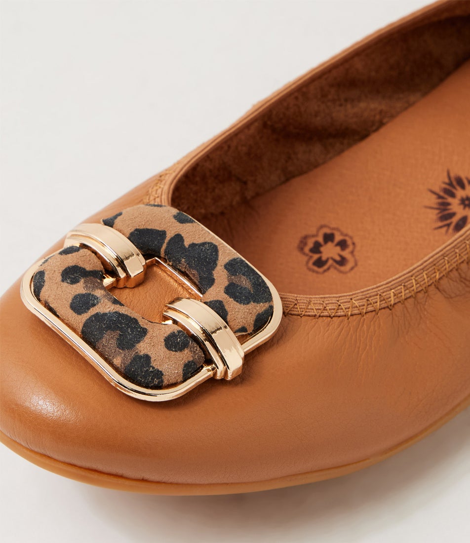 Berita Tan Leopard Leather Ballet Flats