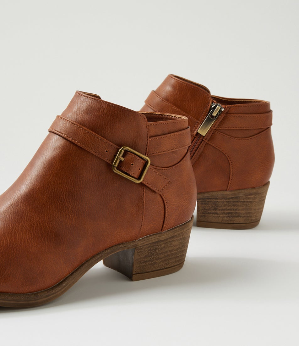 Altoner Cognac Ankle Boots