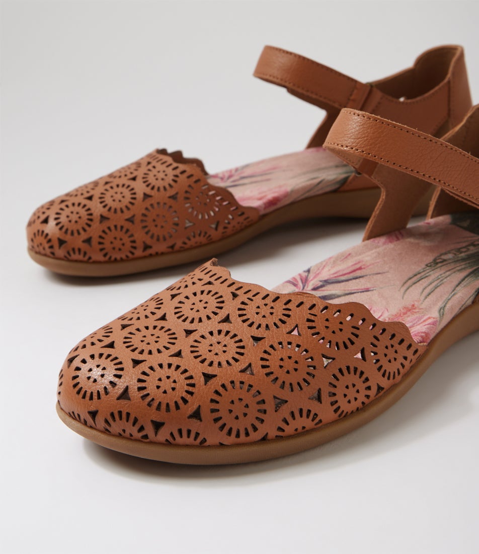 Charlee Tan Leather Flat Shoes