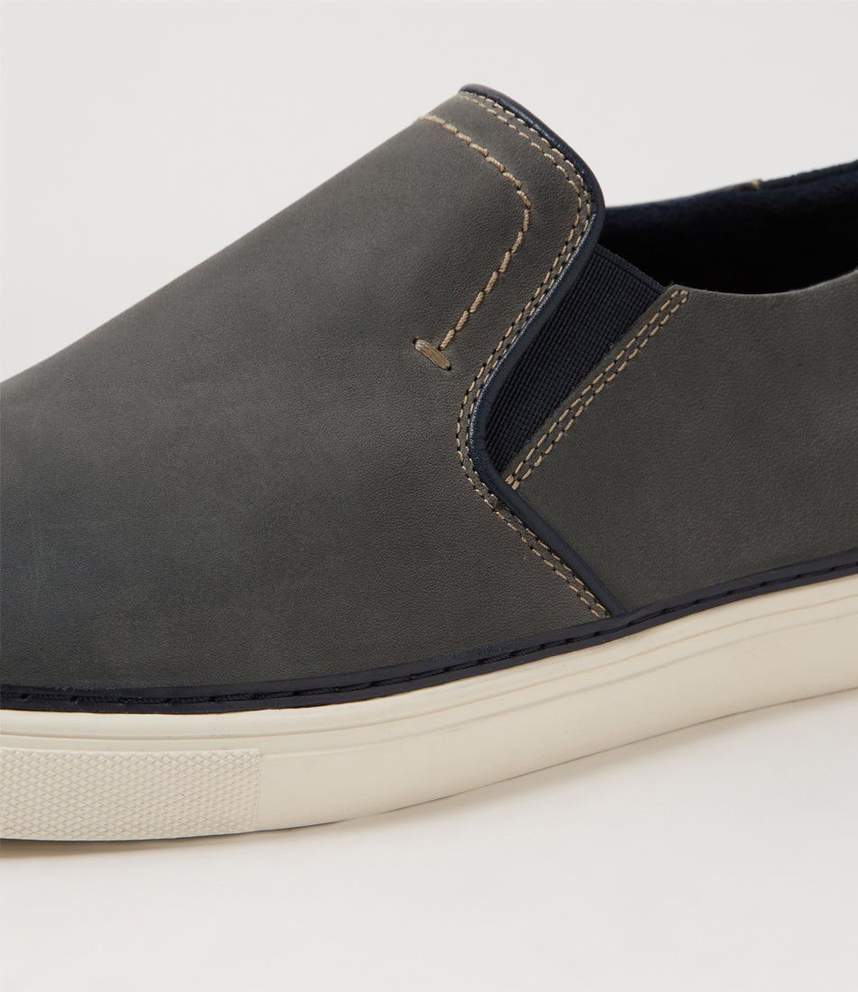 Roant Cement Crazyhorse Leather Sneakers