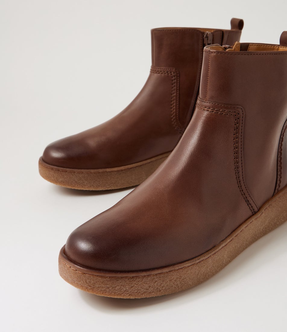 Ineska Peanut Leather Ankle Boots
