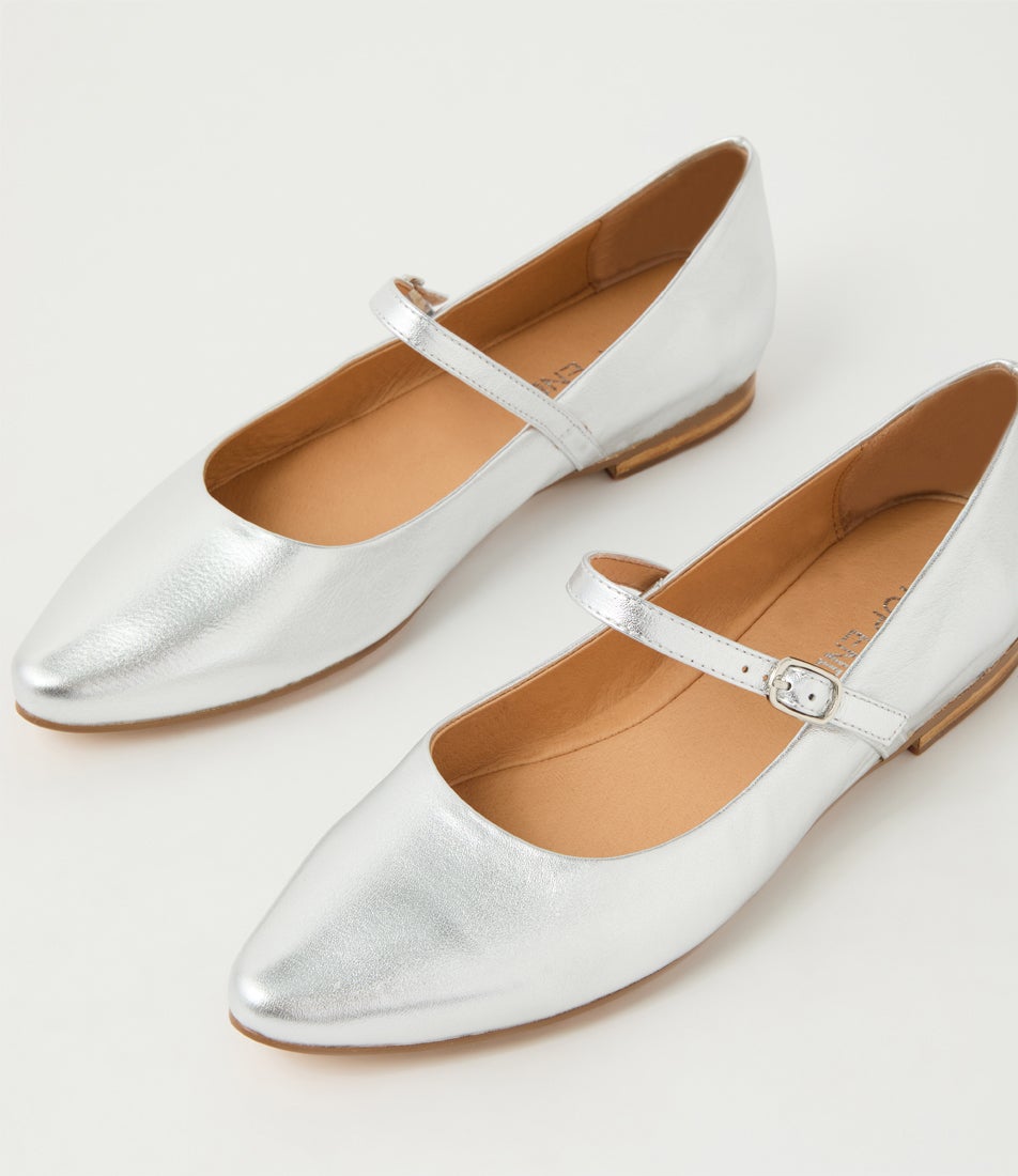 Sairo Silver Leather Ballet Flats