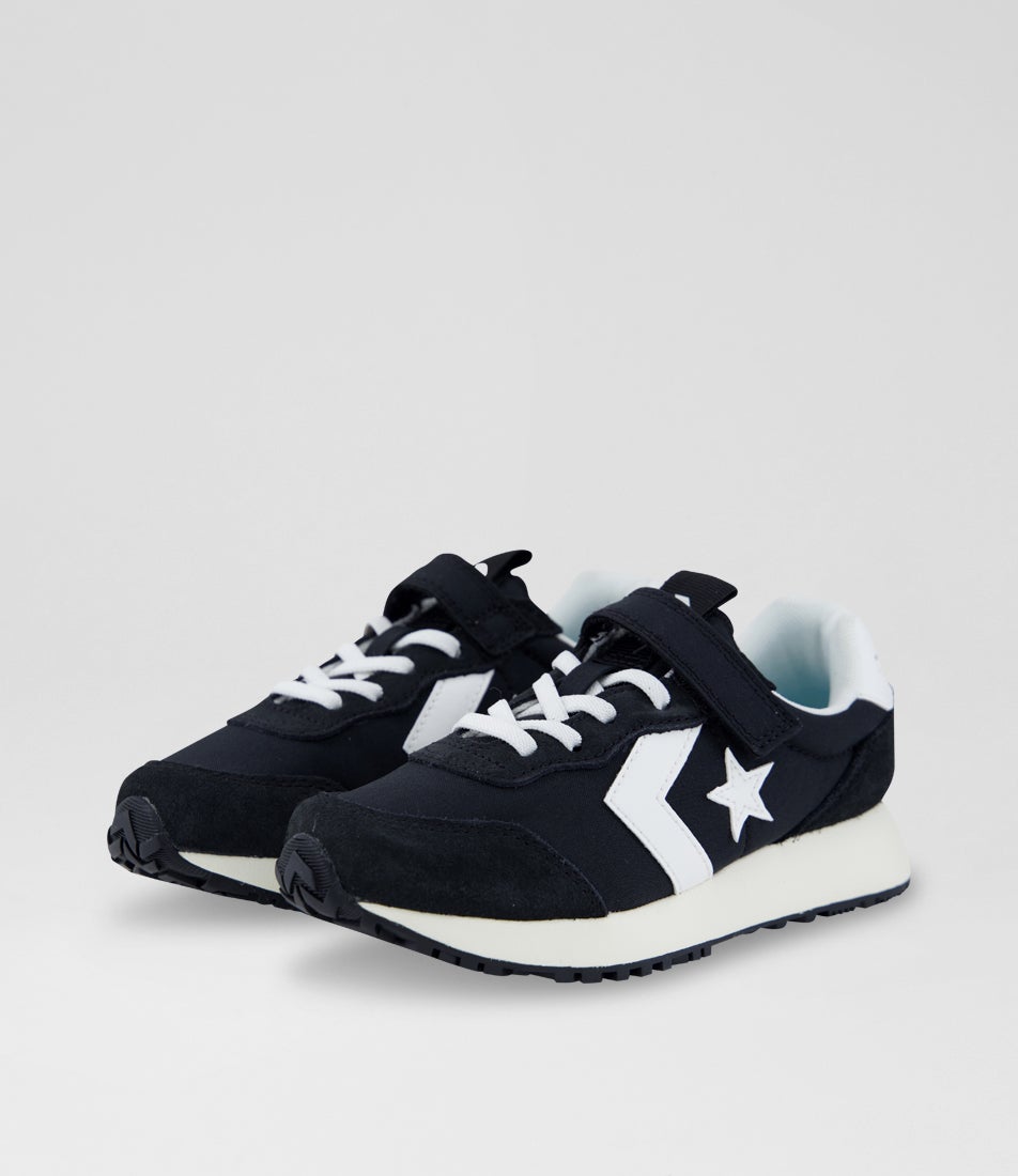 Omega Trainer Easy On Junior Black White Fabric Sneakers