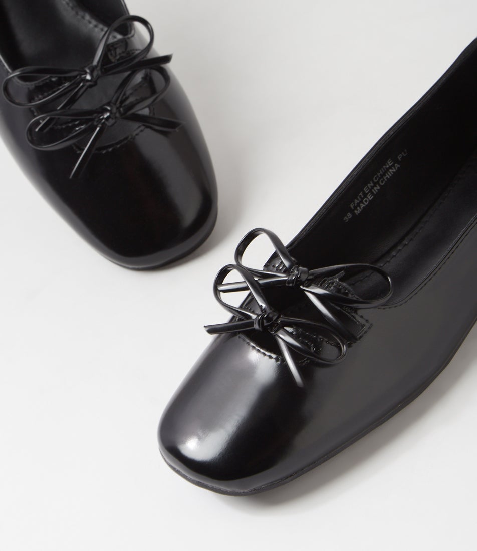 Less Black Ballet Flats