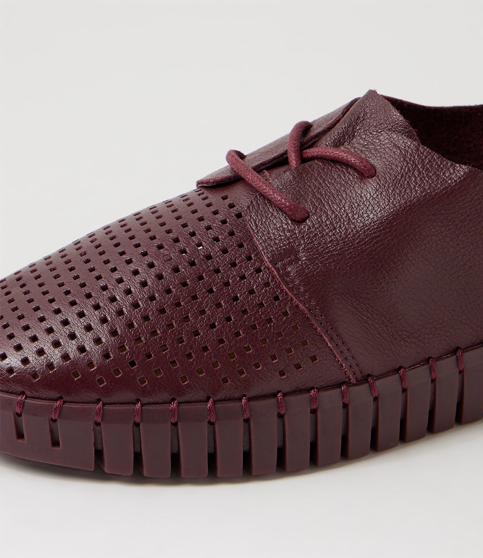Huston Burgundy Leather Sneakers