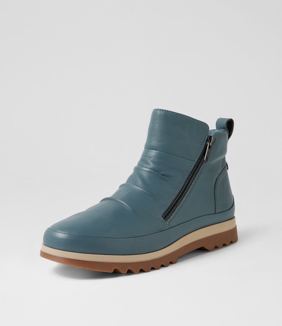 Karols Arctic Leather Ankle Boots Karols Arctic Leather Ankle Boots
