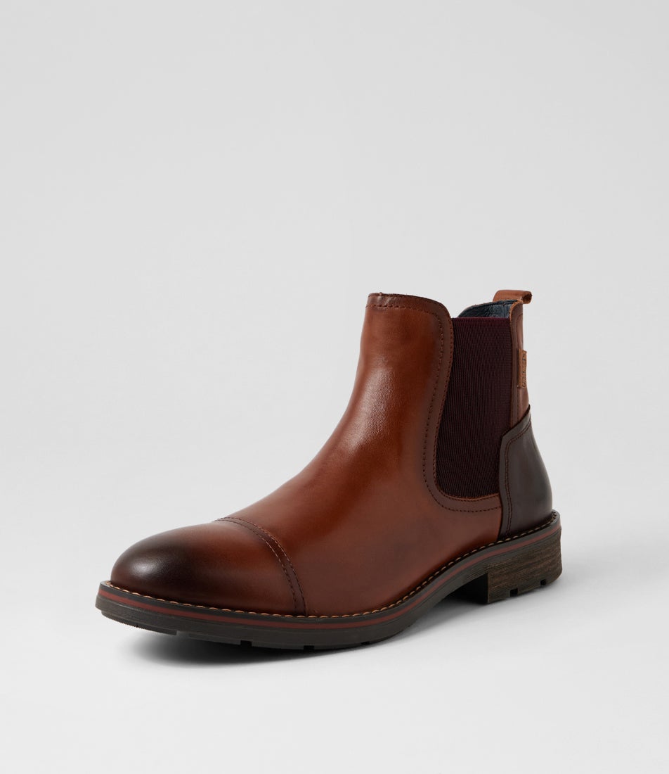 York 22 Cuero Leather Chelsea Boots