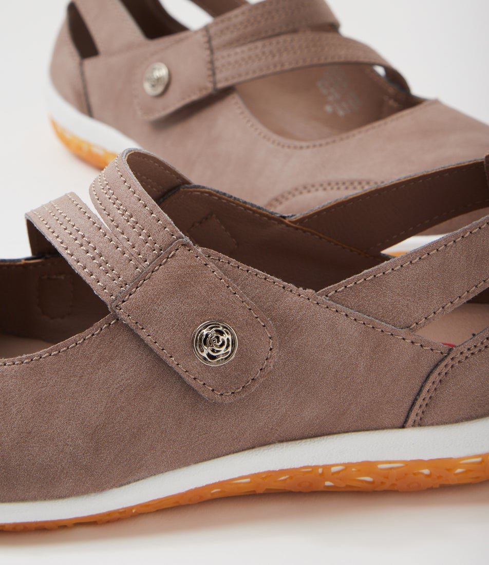 Sultor Taupe Flat Shoes