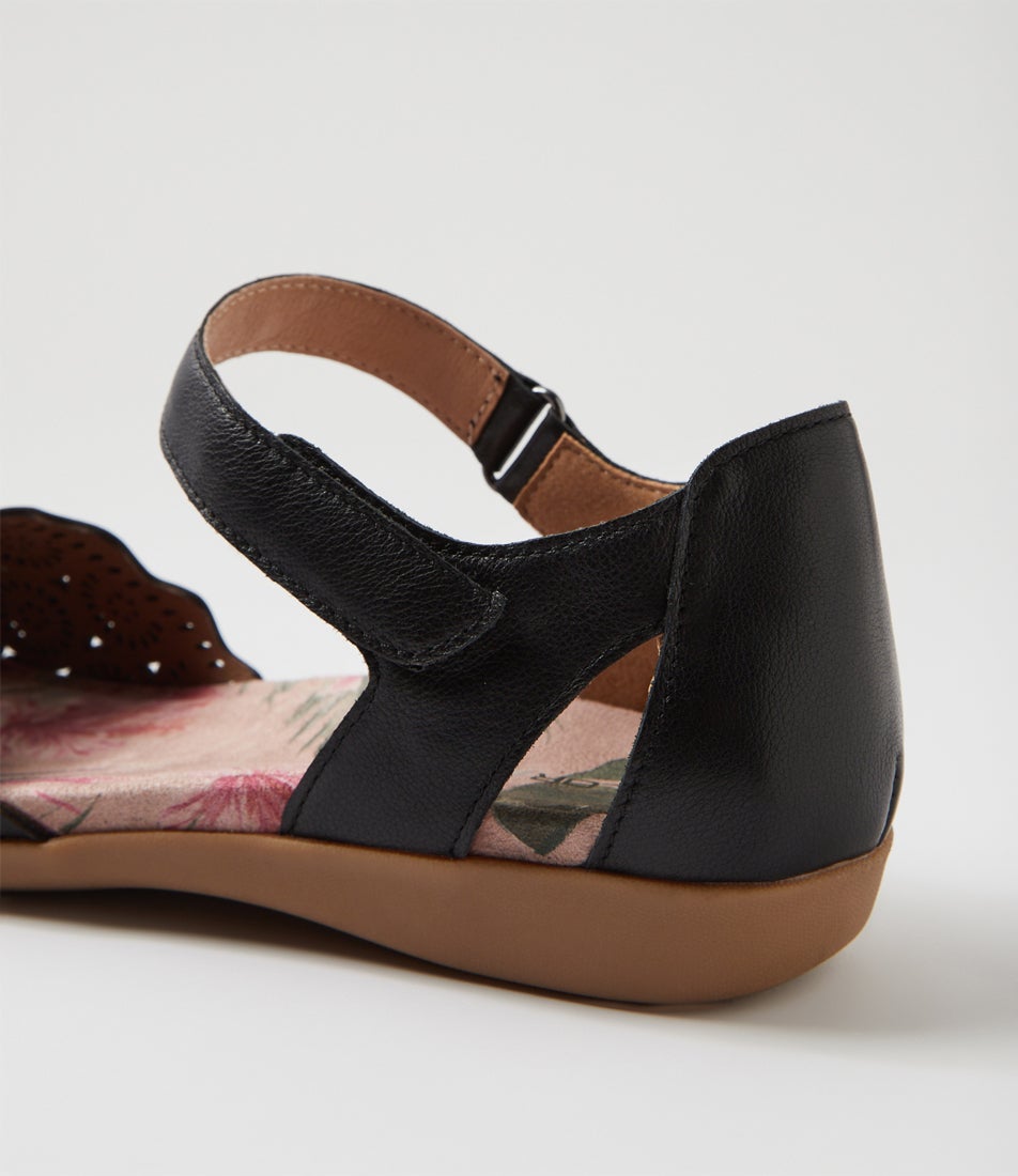 Charlee Black Leather Flat Shoes