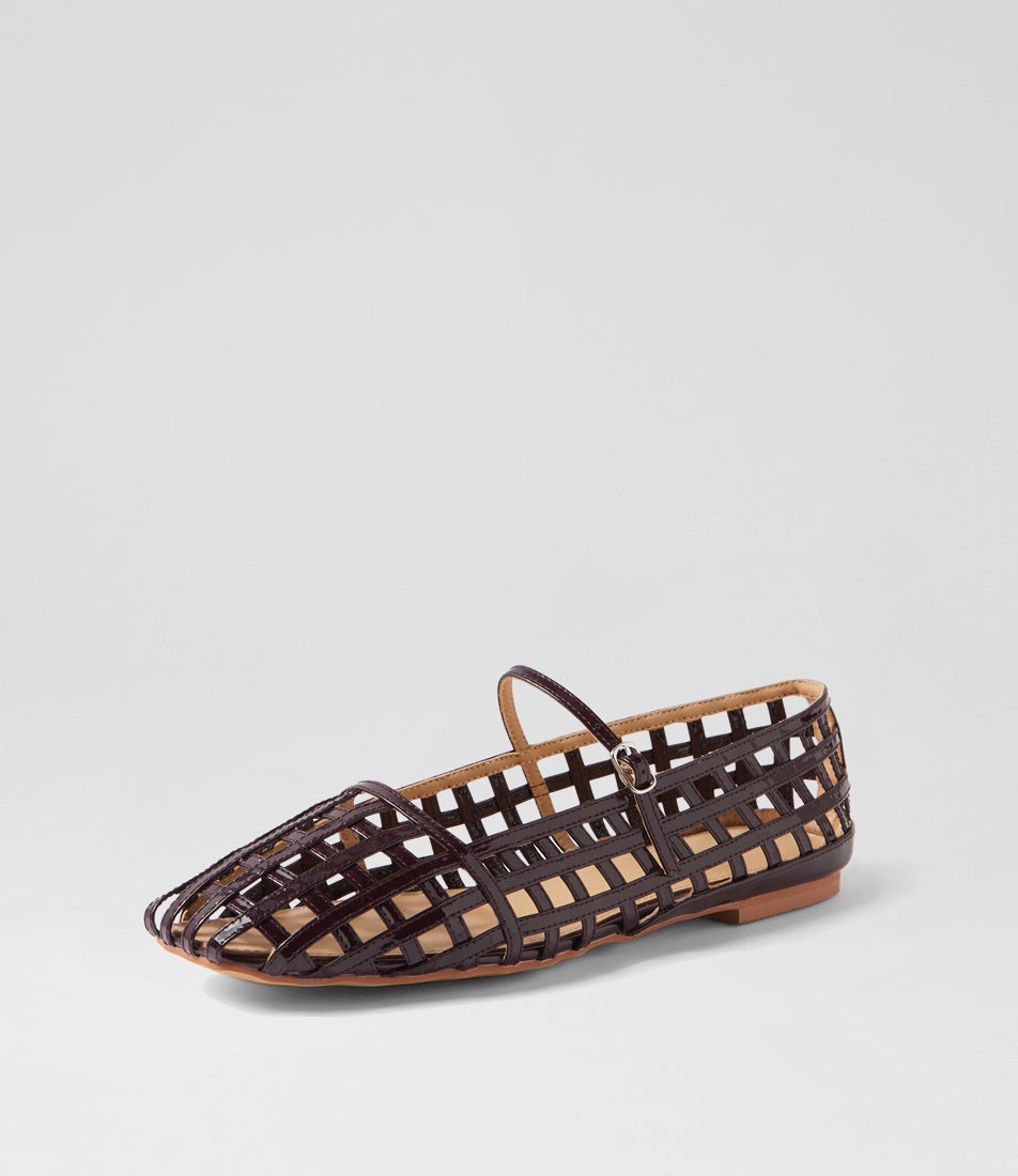Taints Burgundy Patent Leather Flat Shoes