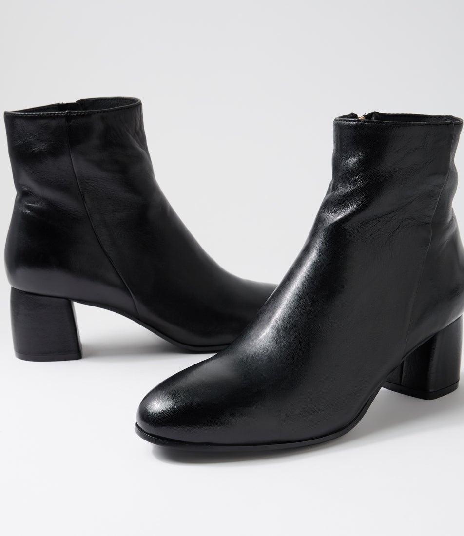 Fryes Black Leather Ankle Boots