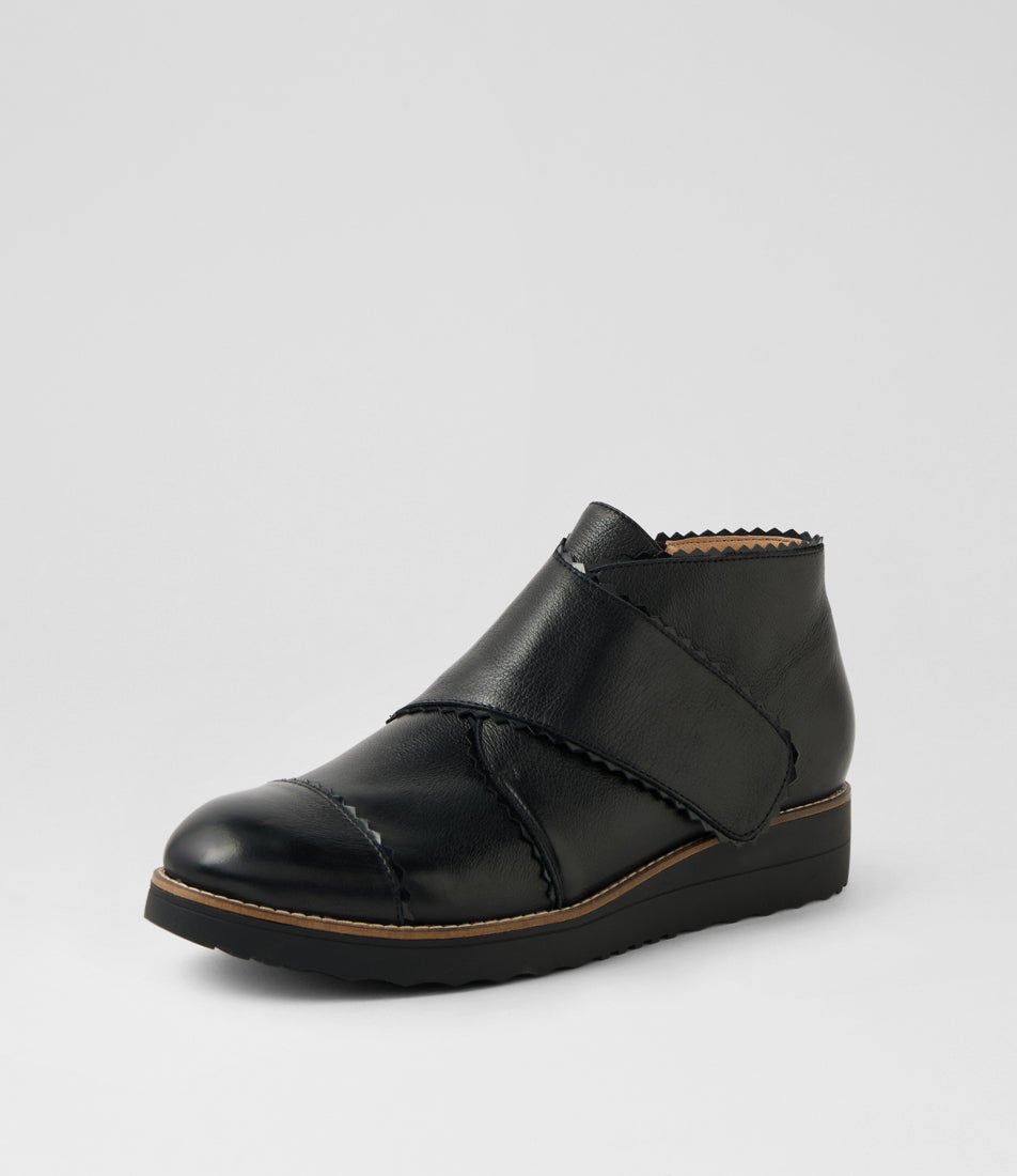 Otting Black Patent Trim Leather Ankle Boots