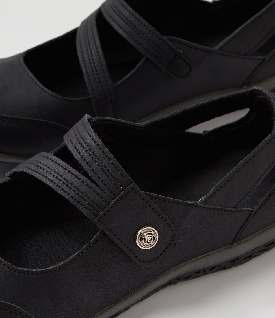 Sultor Black Flat Shoes