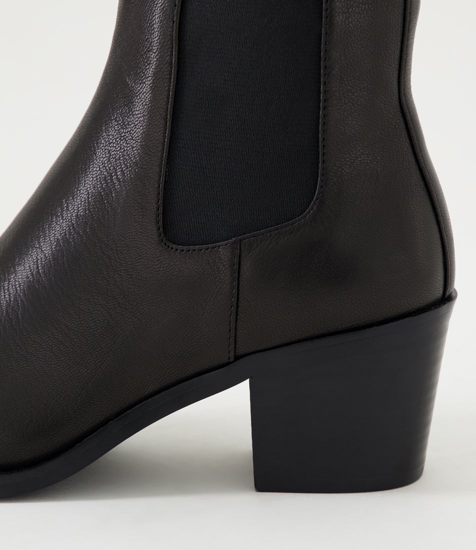 Folton Black Leather Ankle Boots