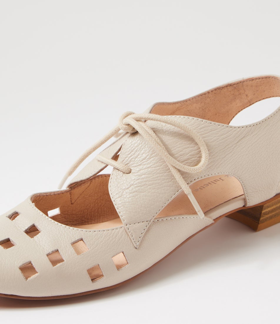 Eith Vanilla Leather Lace Up Flats