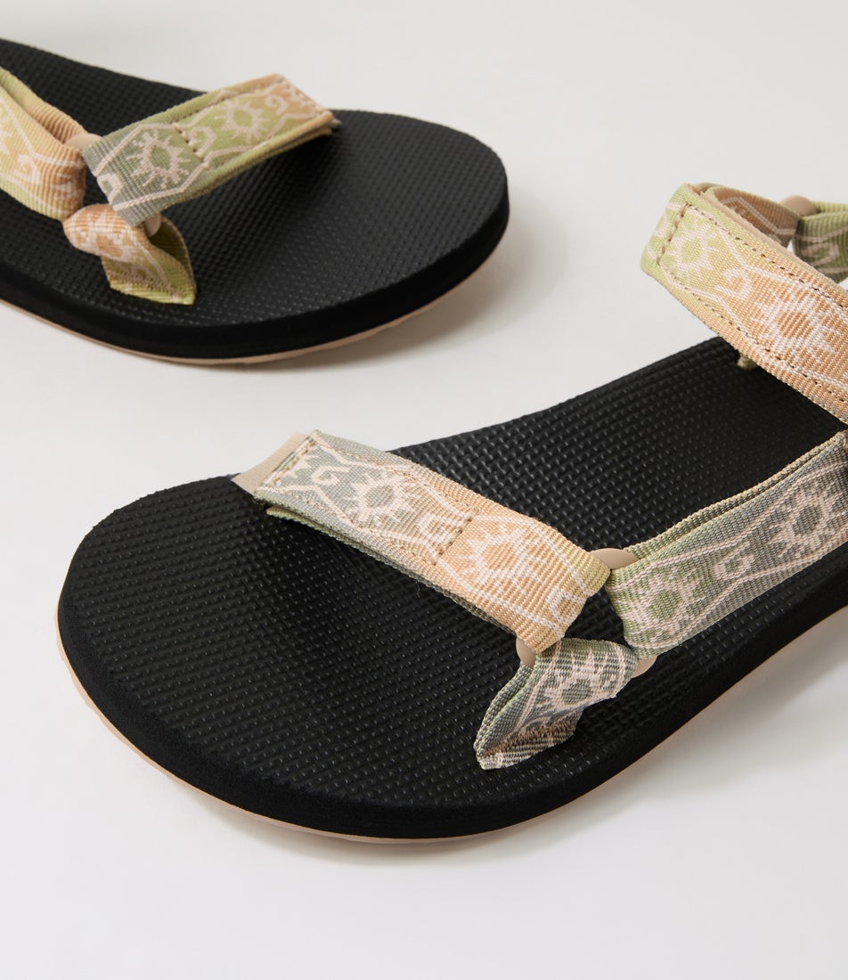 W Original Universal Sunscape Waterless Peach Fabric Sandals