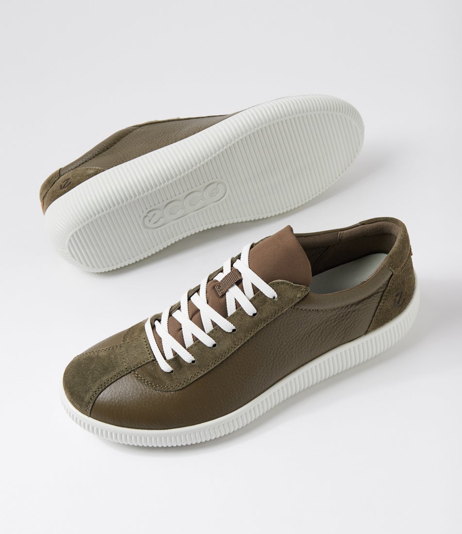 Soft Zero M Tarmac Leather Sneakers