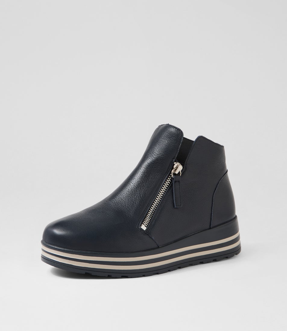 Vimma Xf Navy Leather Ankle Boots