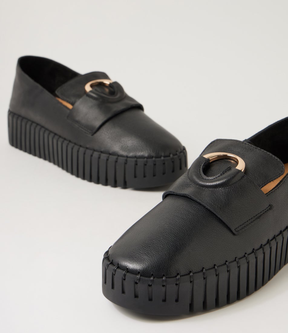 Burbanks Black Leather Flat Shoes