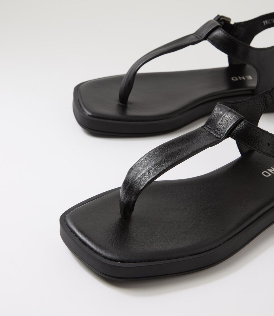 Tucsuny Black Leather Sandals