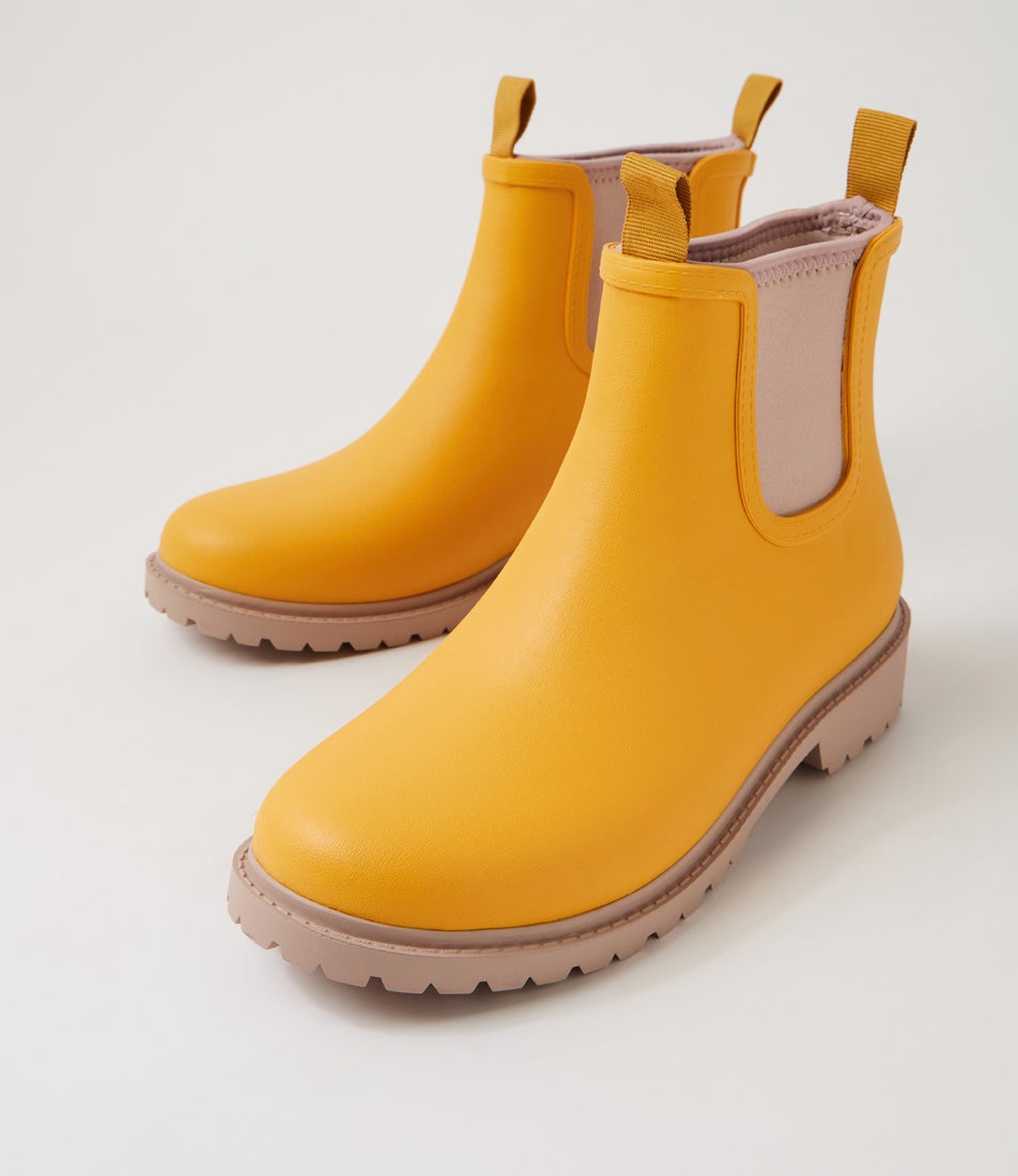 Splashy Butter Rose Ankle Boots
