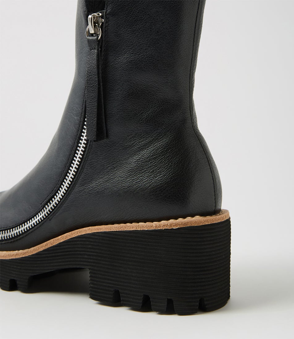 Wilie Black Leather Ankle Boots