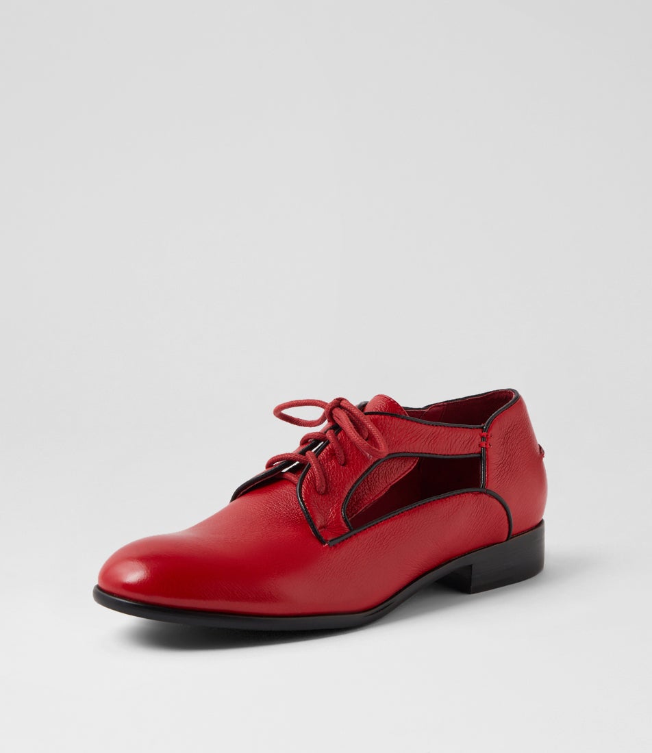 Qempto Dark Red Black Leather Lace Up Flats