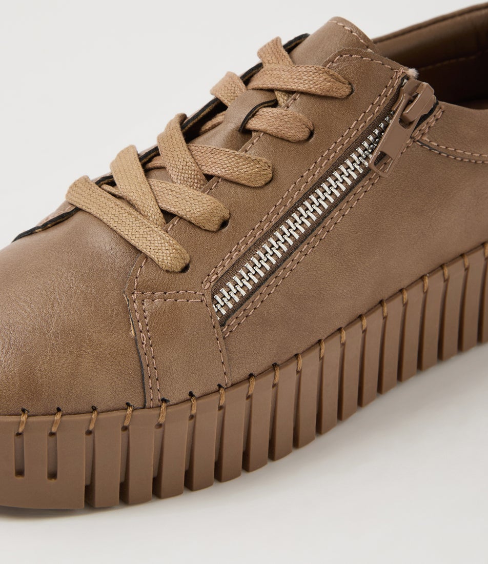 Basiko Taupe Sneakers