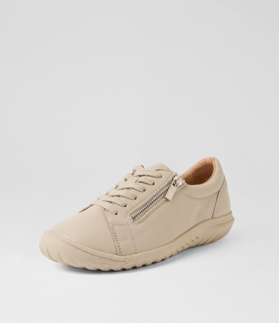 Travi Almond Leather Sneakers