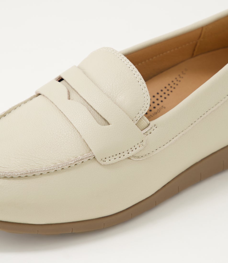 Birdi D Almond Leather Loafers