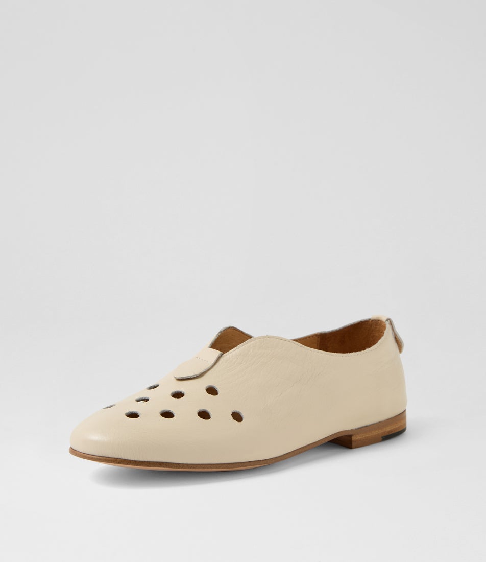 Urae Milk Leather Loafers