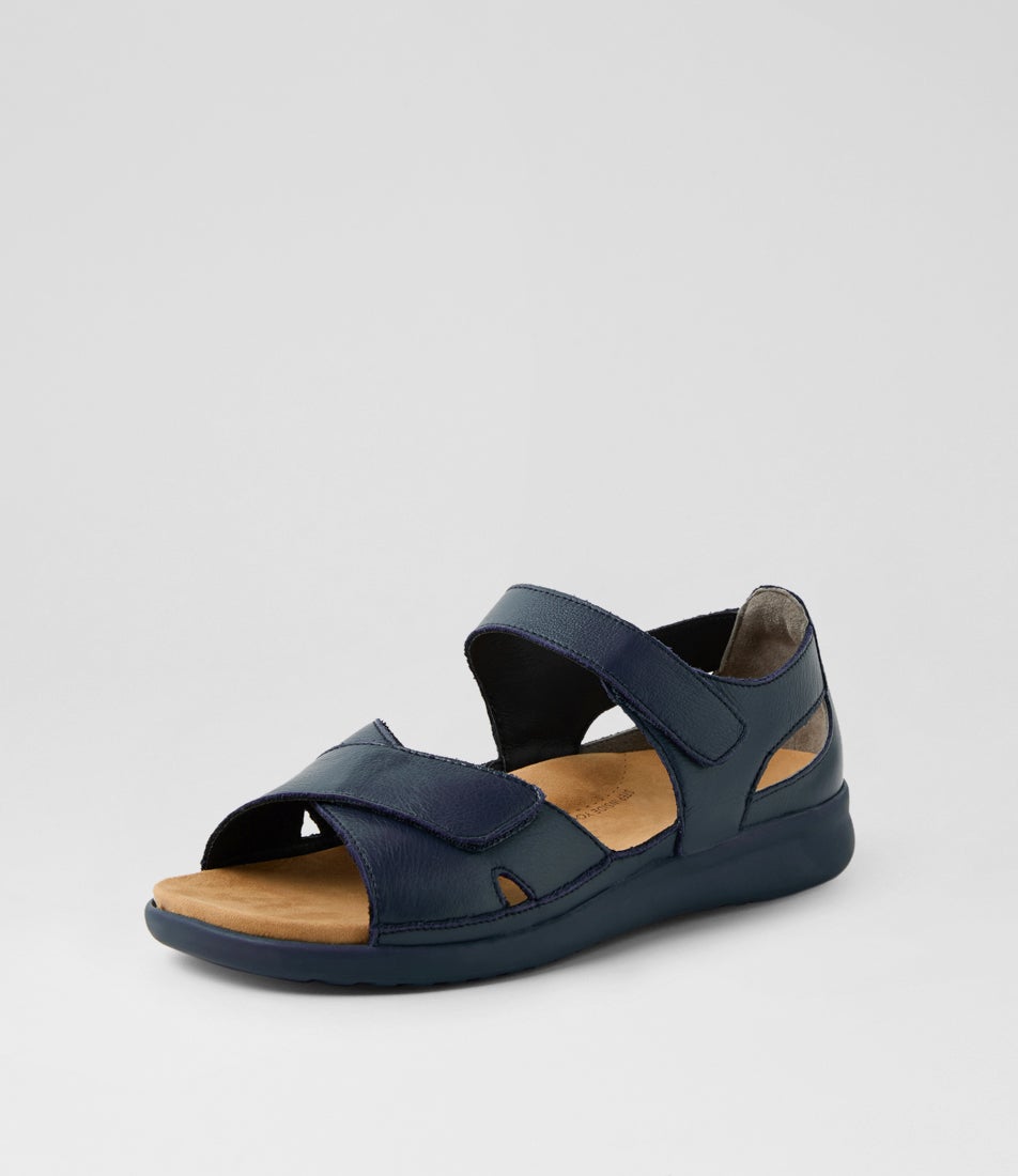 Bronn Xw Navy Leather Sandals