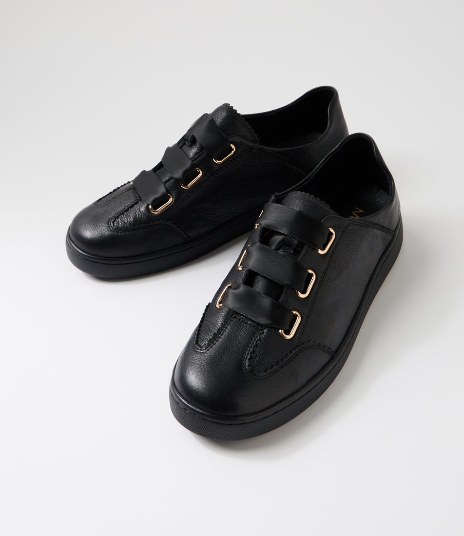 Niva Black Leather Sneakers