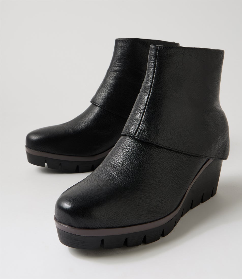 Neeper Black Leather Ankle Boots