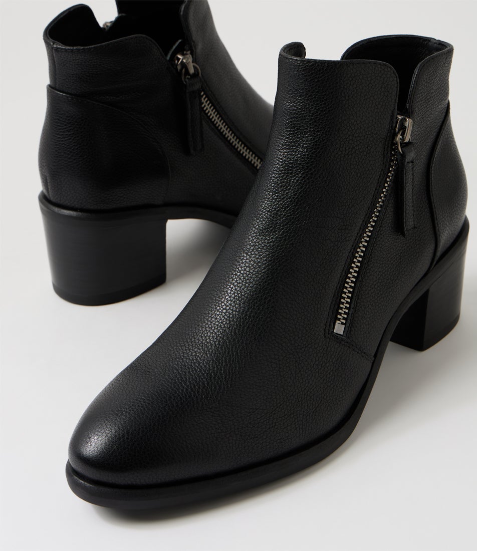 Esona Black Leather Ankle Boots