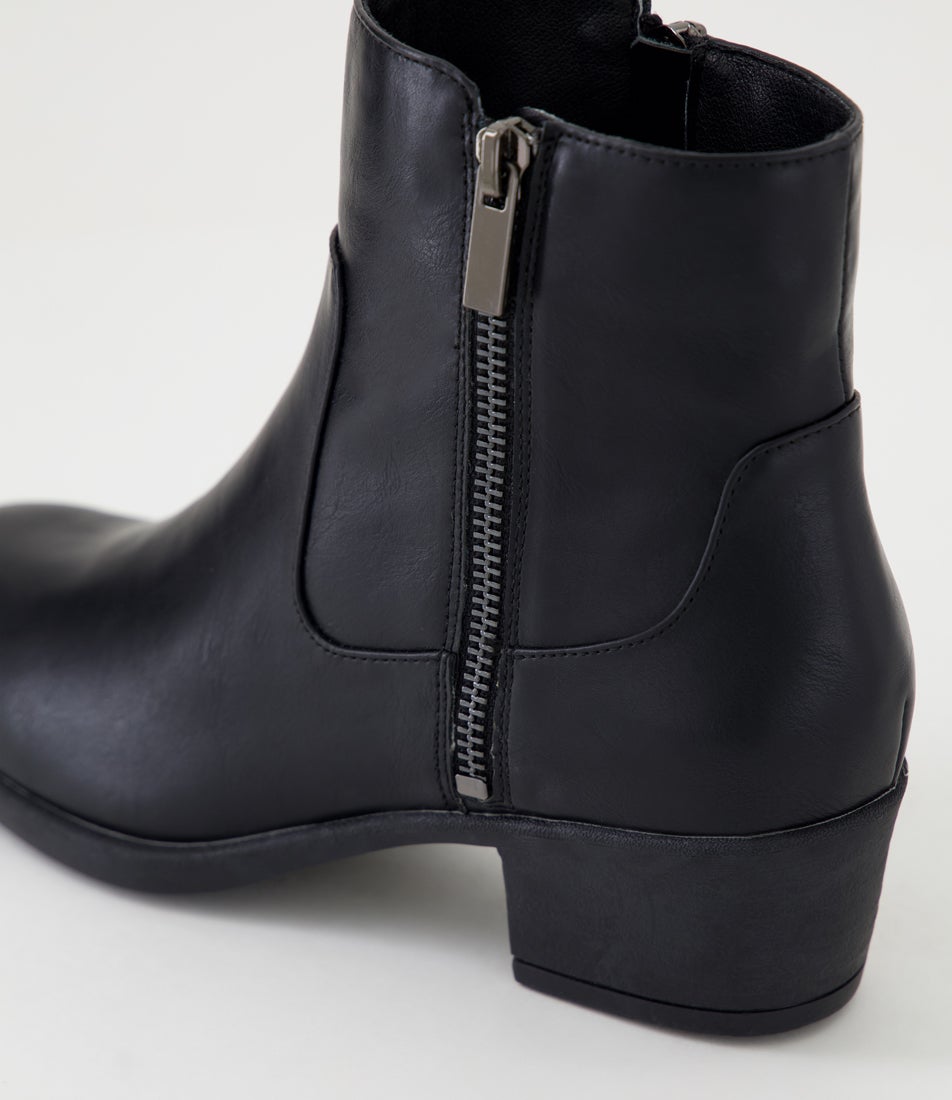 Artlina Black Ankle Boots