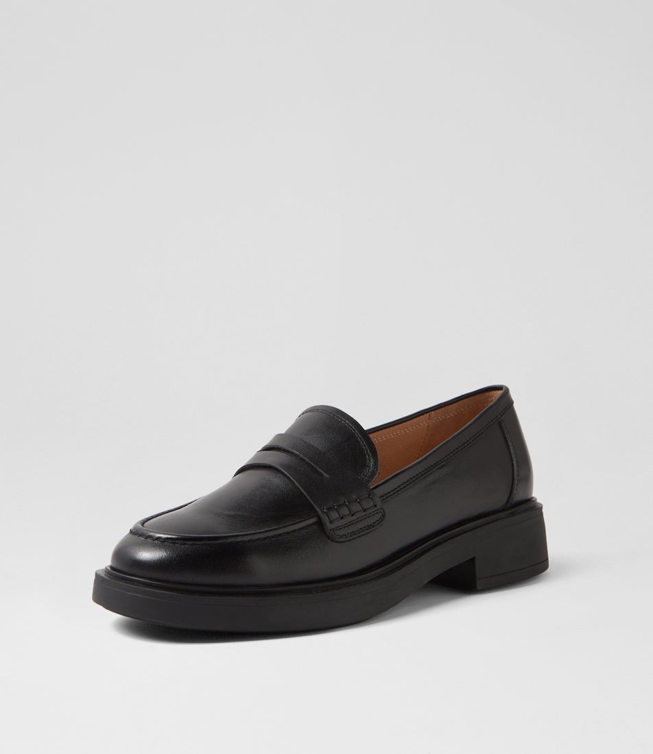 Inley Black Leather Flat Shoes