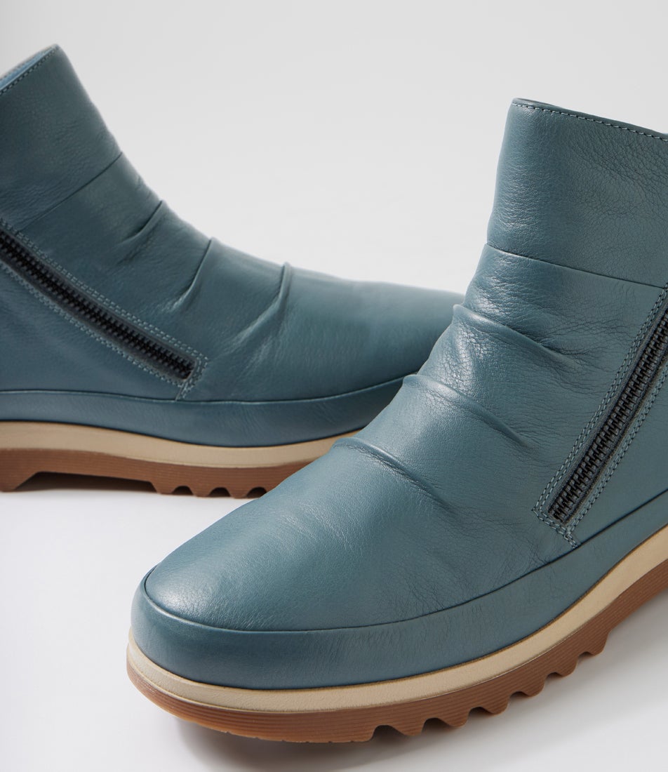 Karols Arctic Leather Ankle Boots Karols Arctic Leather Ankle Boots