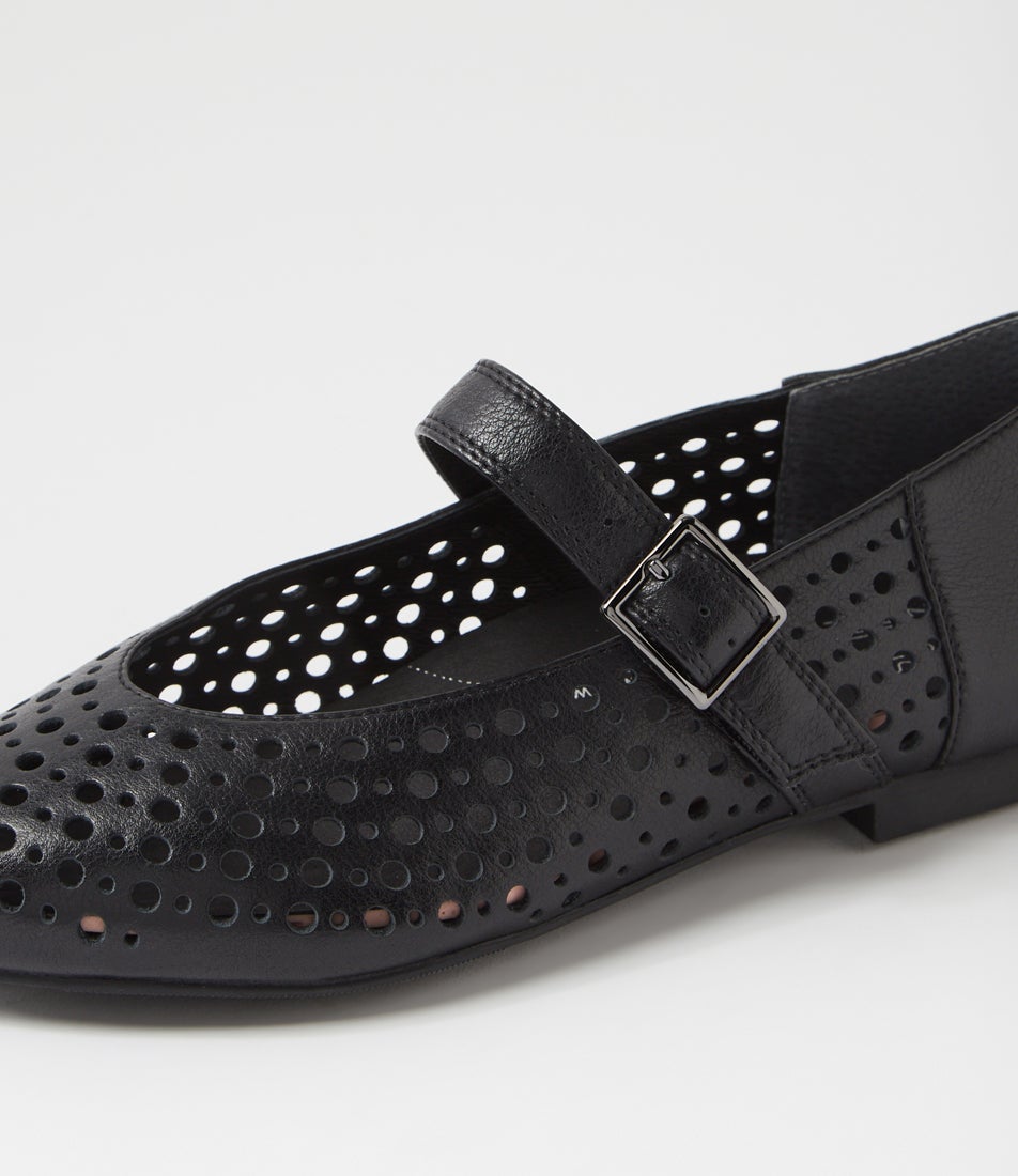 Chacha Xf Black Leather Flat Shoes