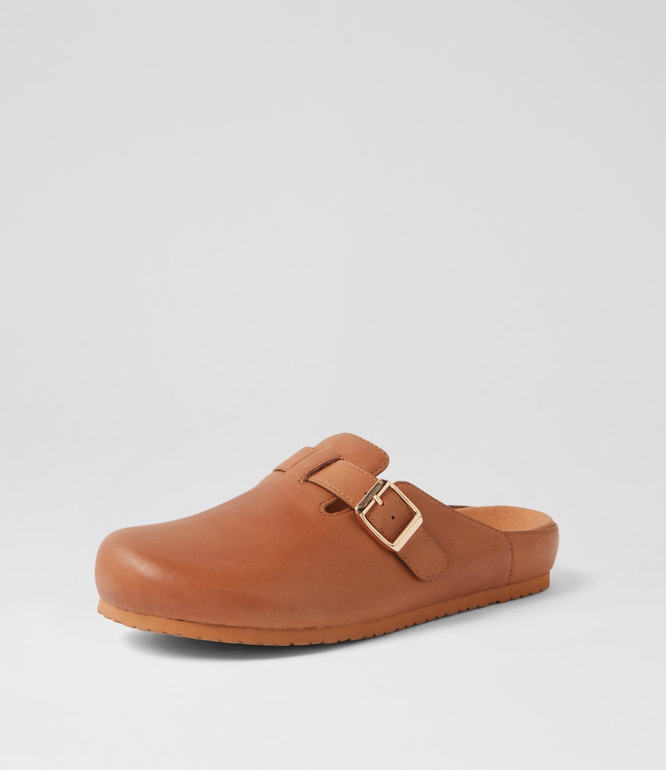 Zoris Tan Leather Mules