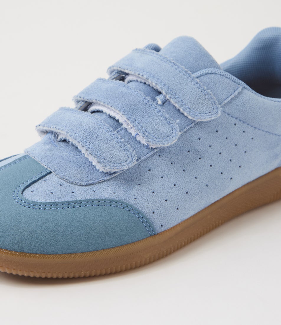 Darson Cornflower Microsuede Sneakers Darson Cornflower Microsuede Sneakers
