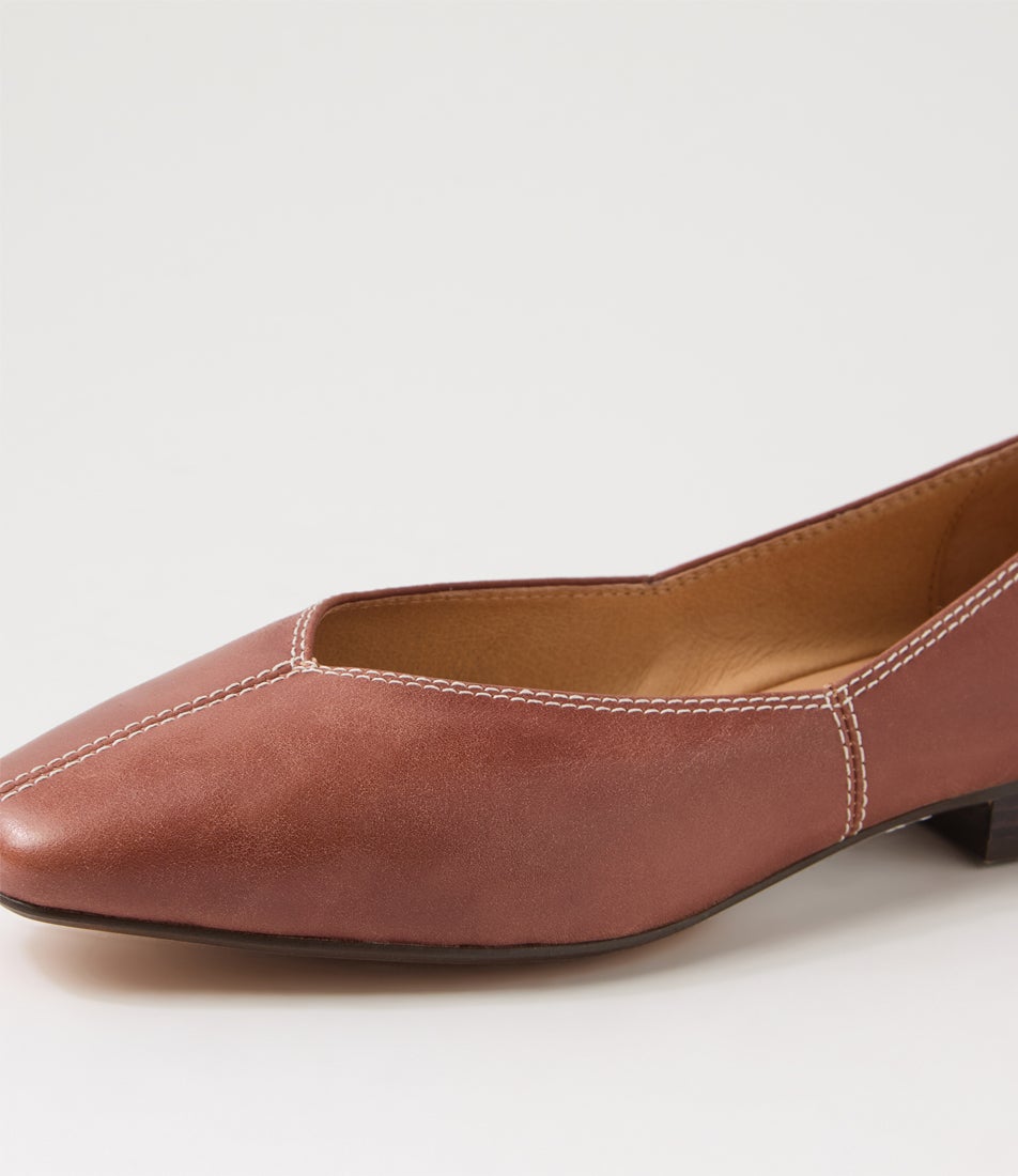 Dolla Walnut Leather Flat Shoes