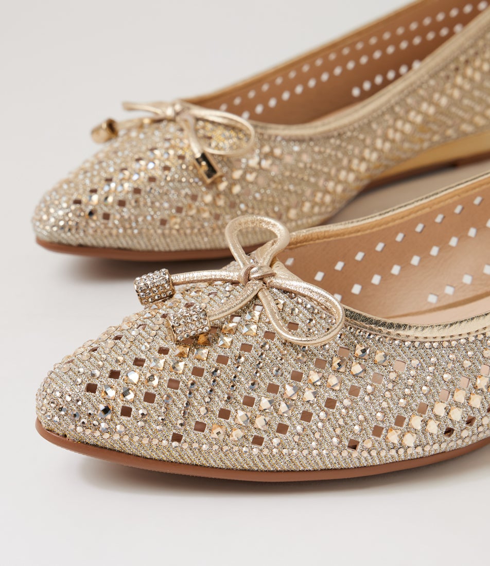 Chamomile Platinum Leather Flat Shoes