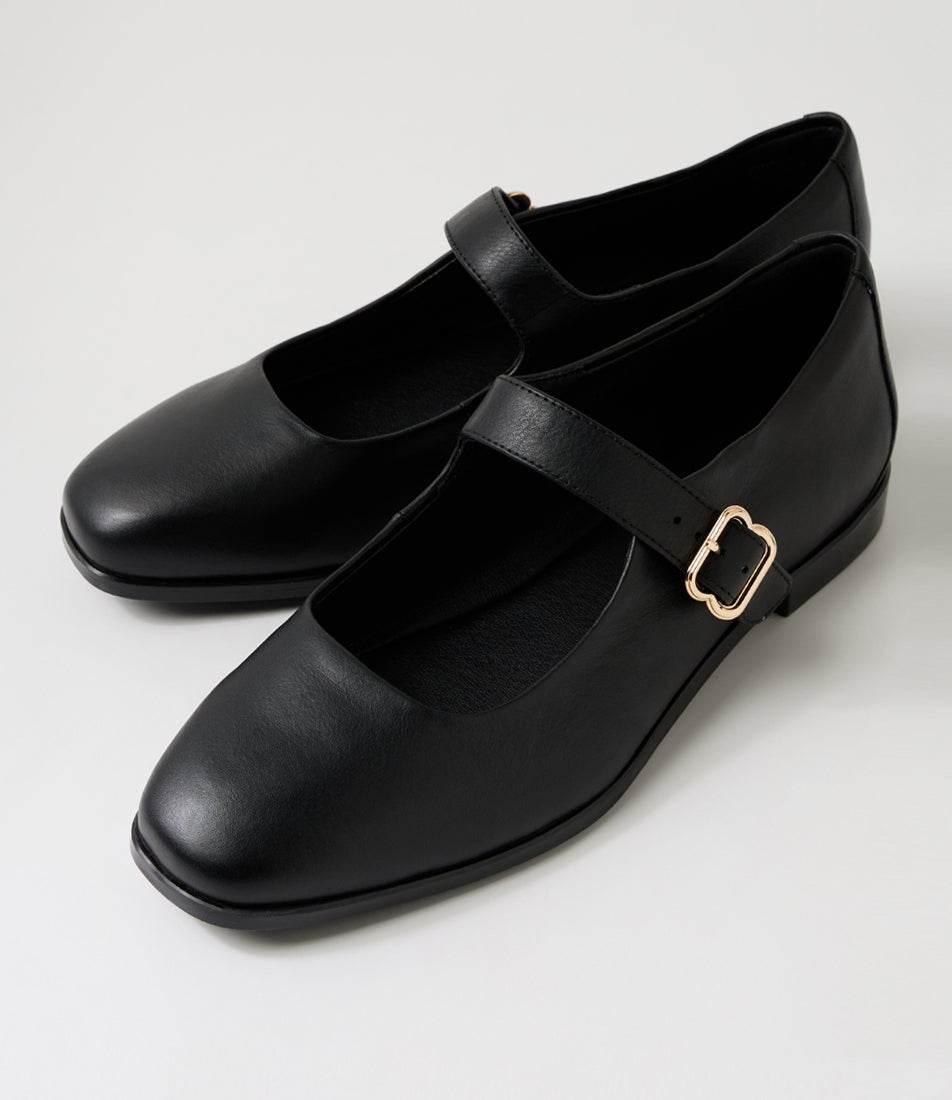 Zinnia Black Leather Flat Shoes