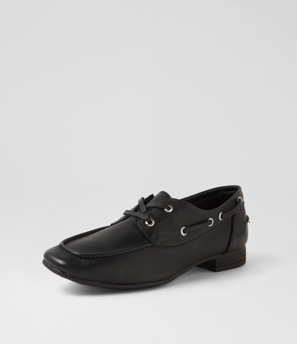 Tibyl Black Leather Flat Shoes